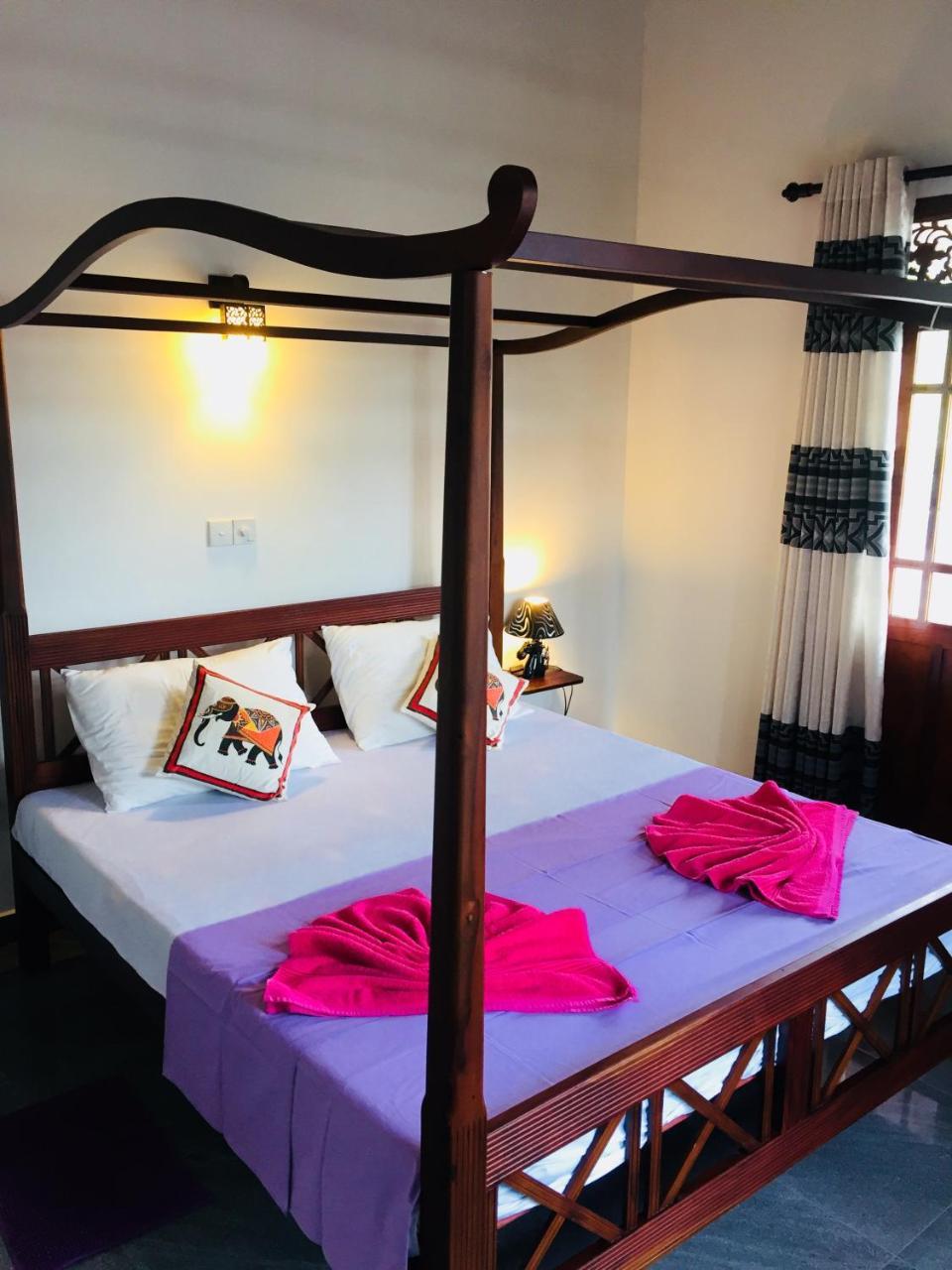 Sanjula Apartments ฮิกคาดูวา ภายนอก รูปภาพ