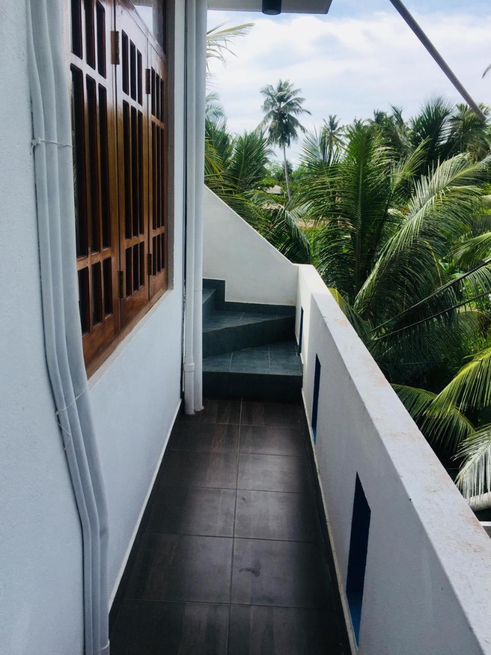 Sanjula Apartments ฮิกคาดูวา ภายนอก รูปภาพ