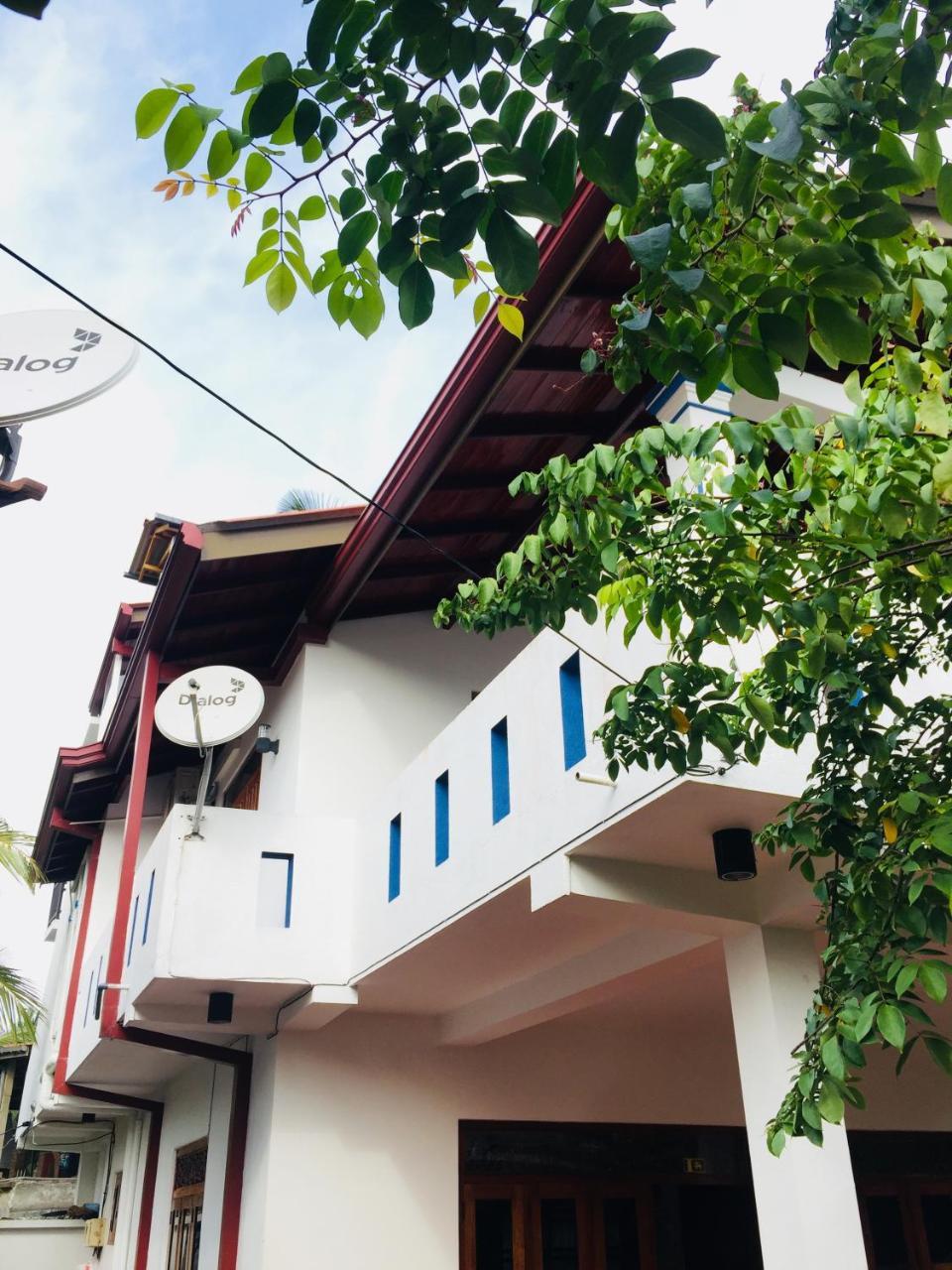 Sanjula Apartments ฮิกคาดูวา ภายนอก รูปภาพ