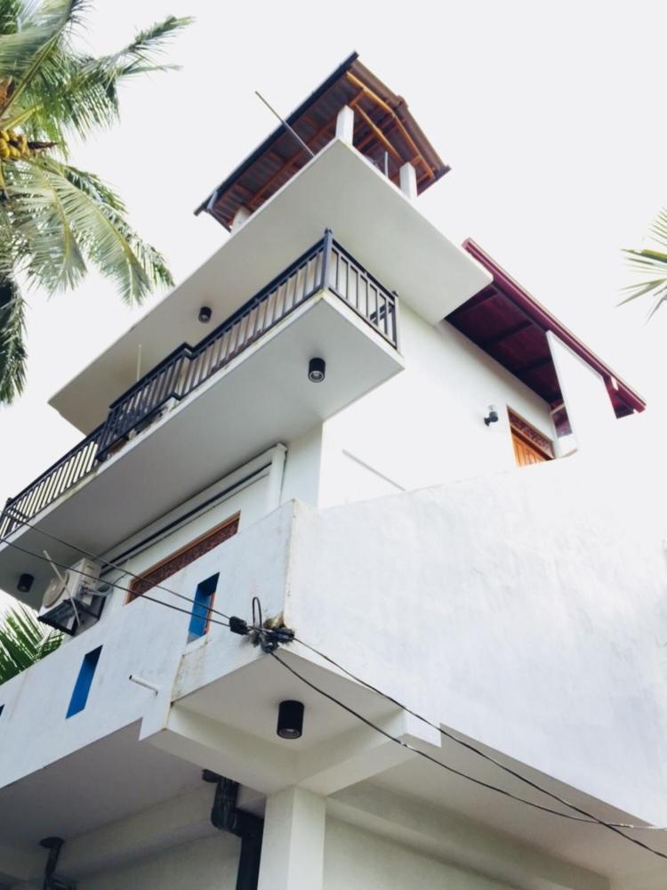 Sanjula Apartments ฮิกคาดูวา ภายนอก รูปภาพ